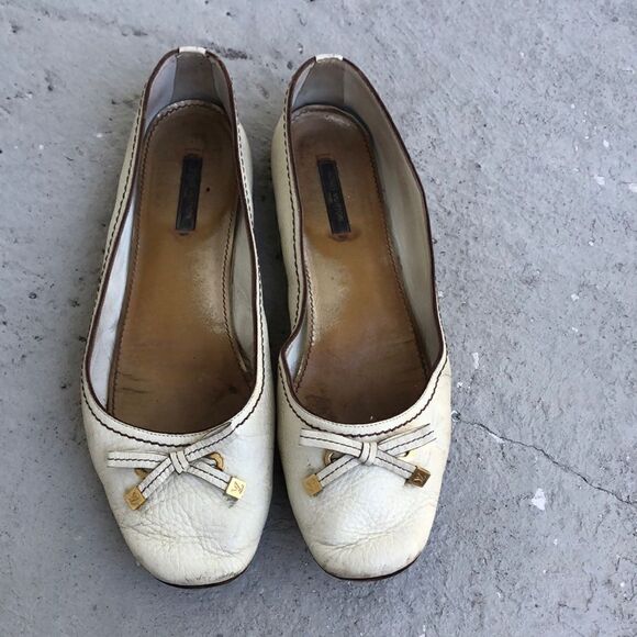 Louis Vuitton flats   - Picture 1 of 4